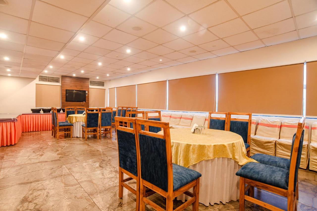 Fabhotel Blue Marine Indore Eksteriør billede